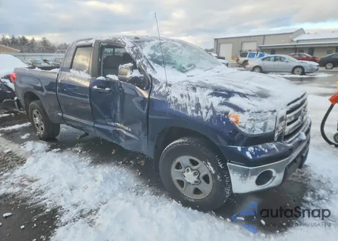 2013 Toyota Tundra Double Cab Sr5 z USA, uszkodzony, nr VIN 5TFUM5F12DX045327